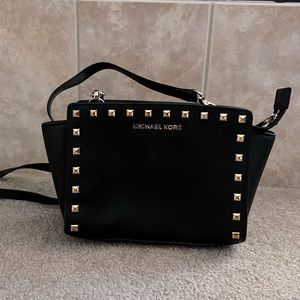 Don’t use as much, found other purses